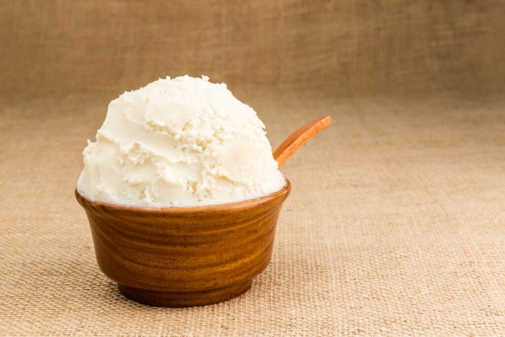 macadamia nut ice cream